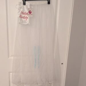 Elegant White Skirt